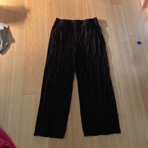 Black flowy pants